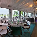 Diamond Country Club