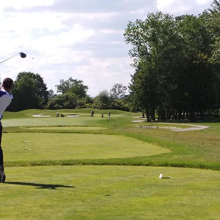 ホテル Diamond Country Club Atzenbrugg