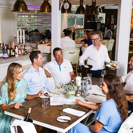 Diamond Country Club