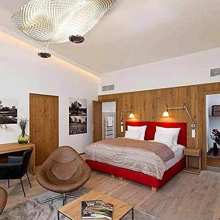Hotel Diamond Country Club