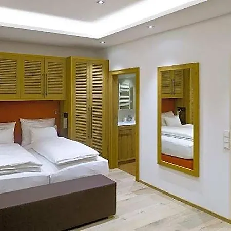Diamond Country Club Hotel Atzenbrugg