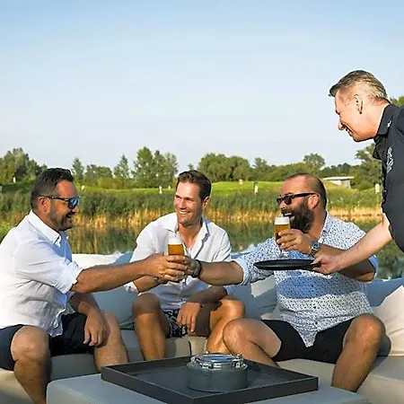 Diamond Country Club