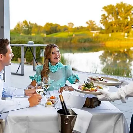 Diamond Country Club 4* Atzenbrugg