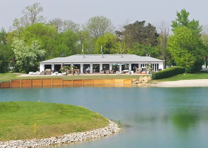 Diamond Country Club 4* Atzenbrugg