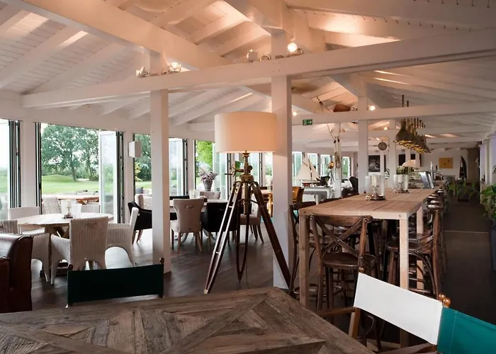 Diamond Country Club