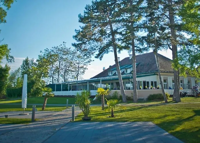 Diamond Country Club Hotel