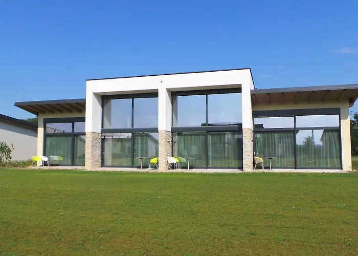 Diamond Country Club Hotel Atzenbrugg