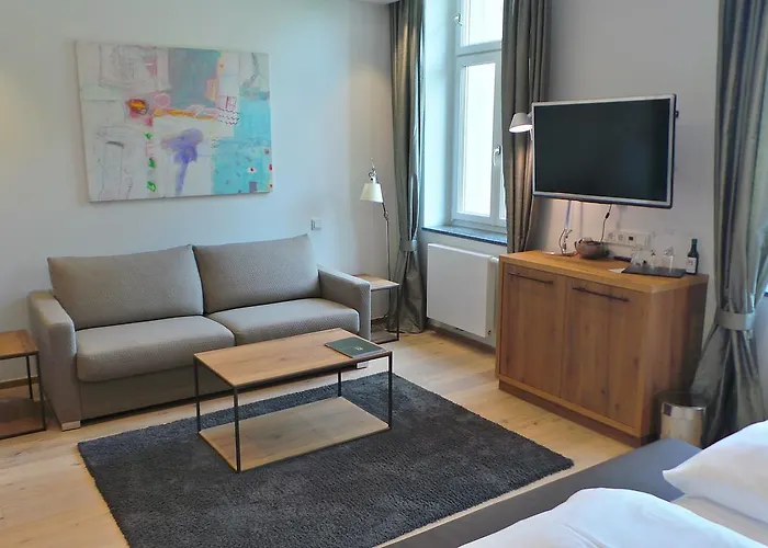 Diamond Country Club